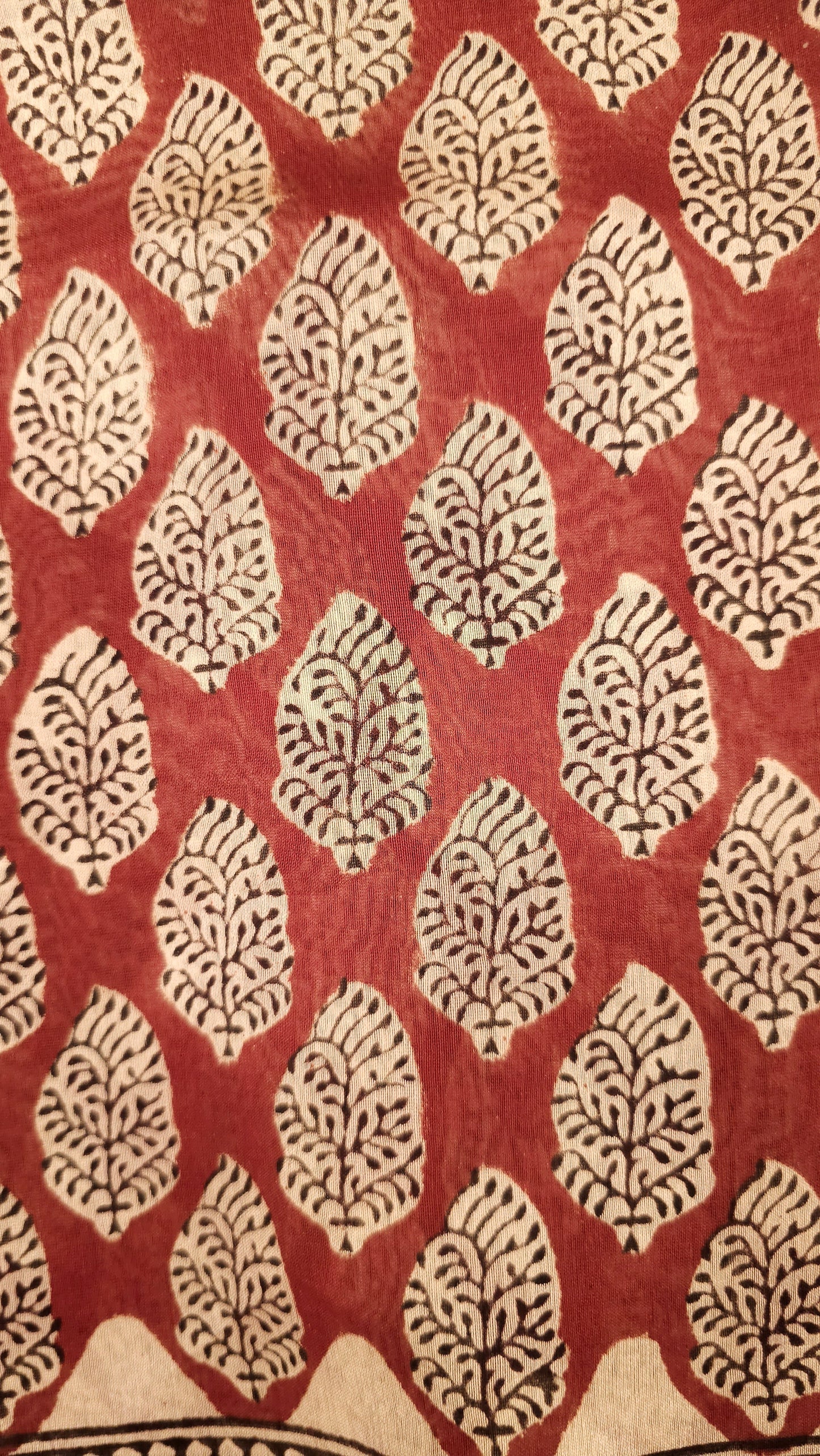 Maroon & Beige Maheshwari Silk